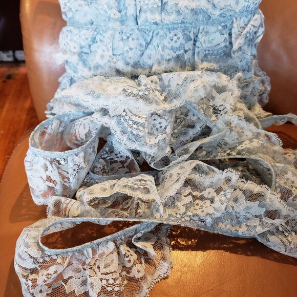 Ruffled Chantilly Lace Trim - Light Blue  2.5" wide x 10 Yards - Picture 2 of 6